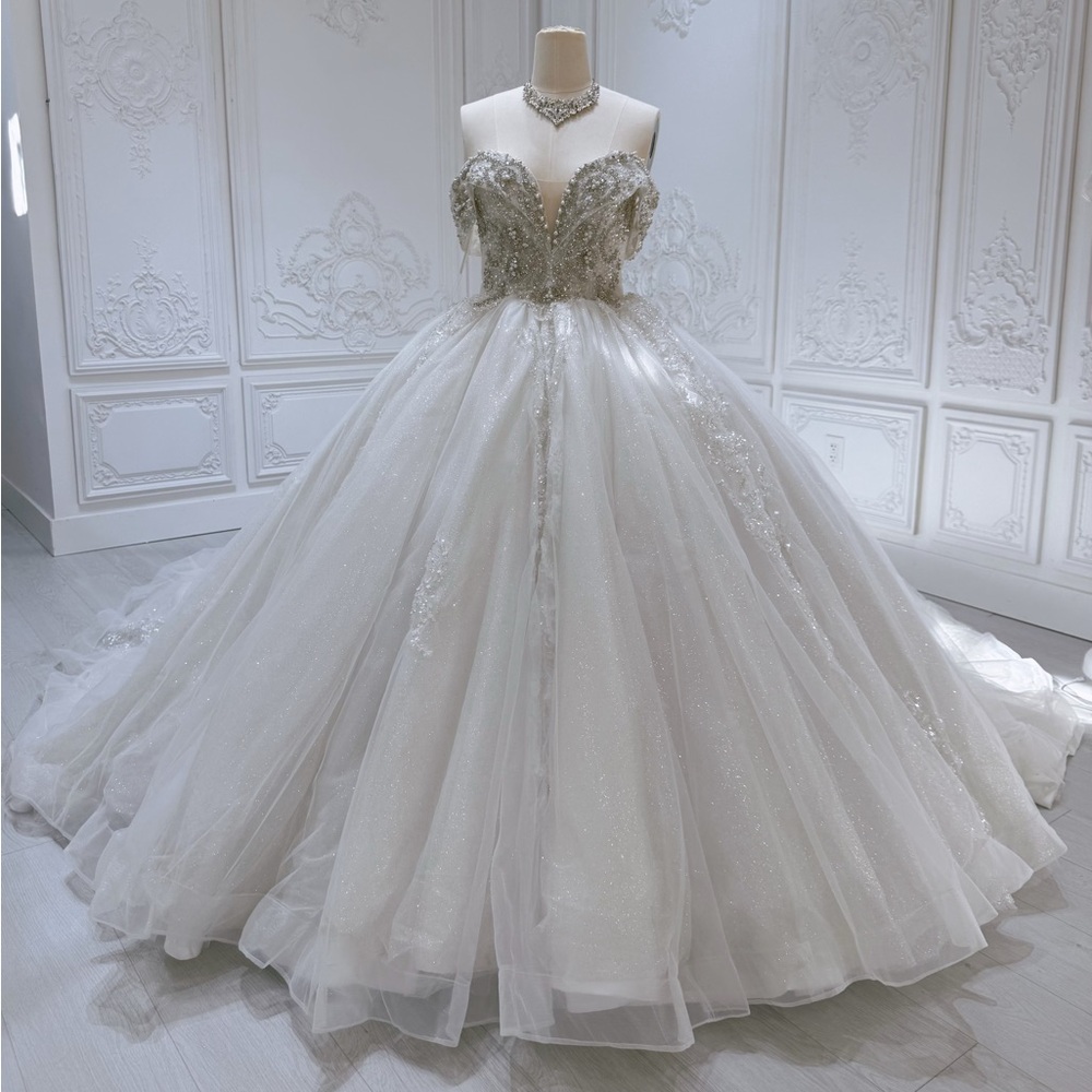 Luxury beading princess royal ballgown wedding dress